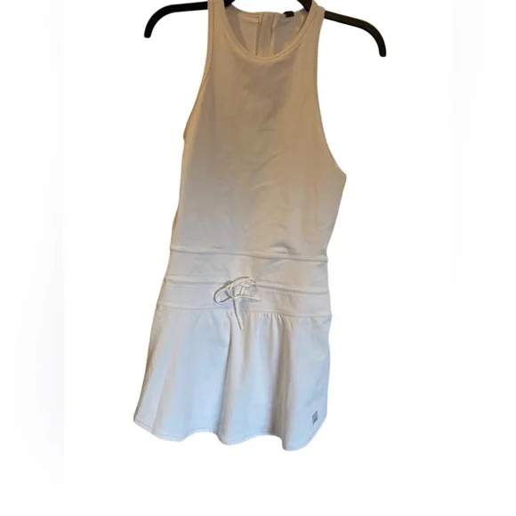 NWT Vuori daily tennis dress WHITE Size: XS - Picture 2 of 5
